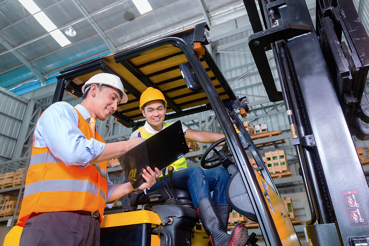 The Role of Third-Party Inspection in Crane, Forklift, and Elevator Safety